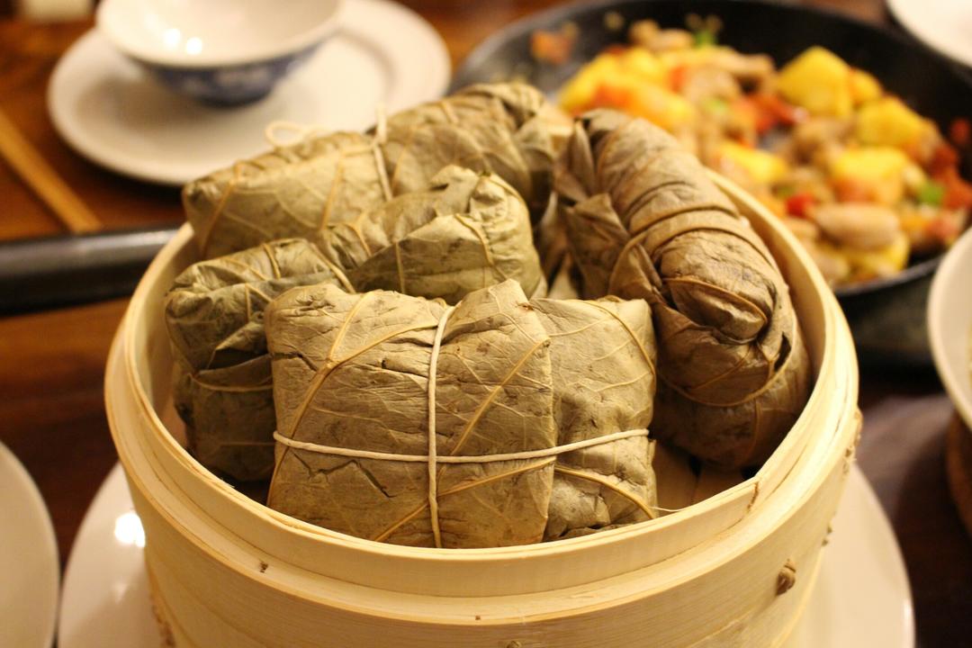 【荷香糯米鸡】