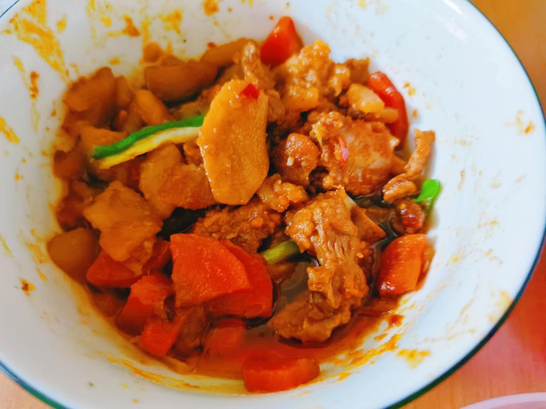 土豆炖排骨