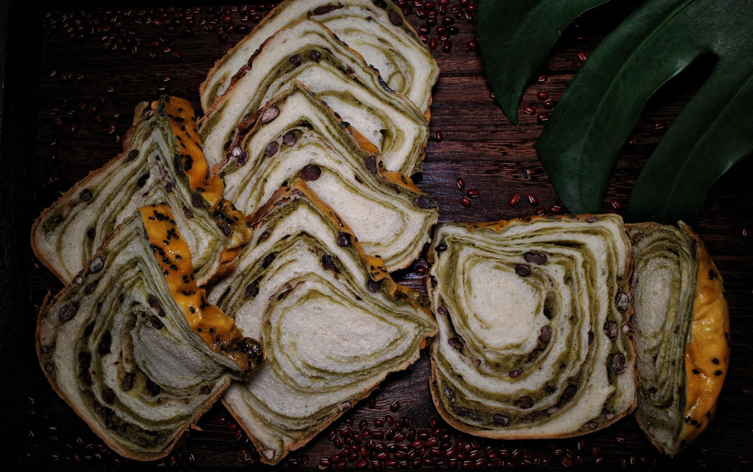抹茶红豆馅吐司