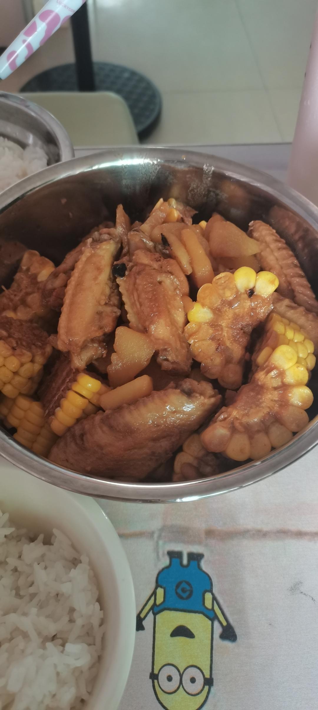 猛炫三碗饭的鸡翅煲