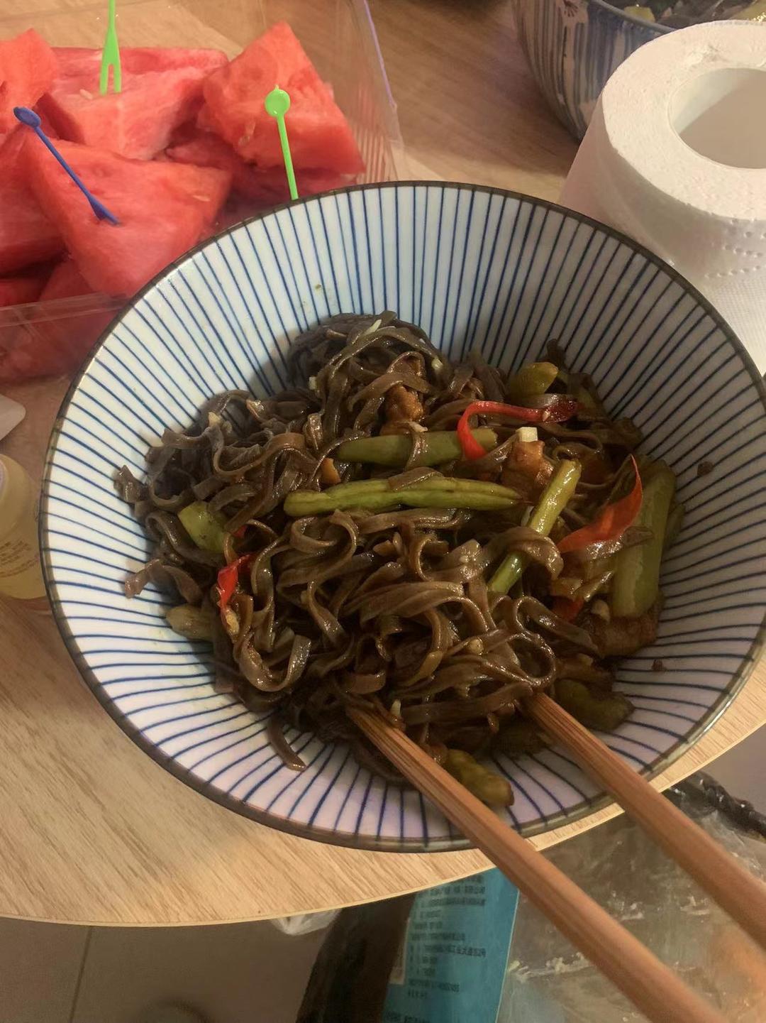 超详细的豆角肉丝焖面(正宗河南做法）