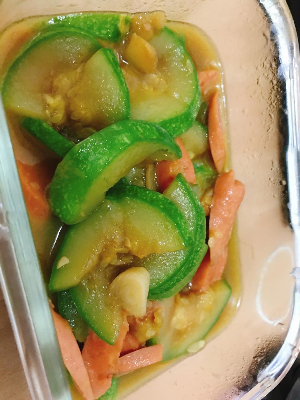 角瓜炒火腿肠