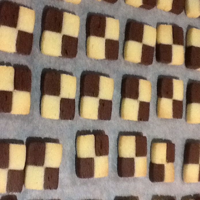 双色小棋格饼干
