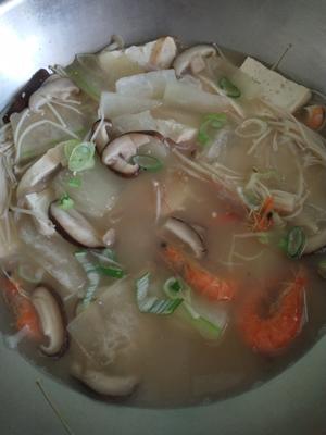 瘦身汤—低脂饱腹鲜虾杂菌汤的做法 步骤10