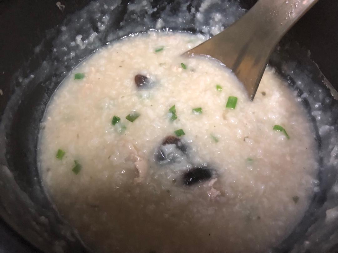 十五分钟快手之香滑皮蛋瘦肉粥(附五分钟电饭煲电压力锅更快捷方法)