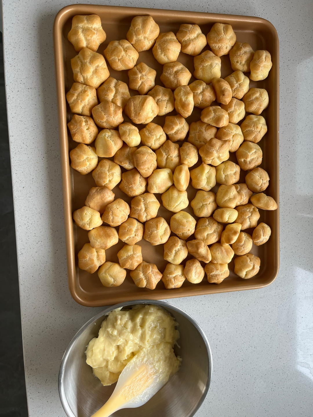 简单易成功的奶油小泡芙做法