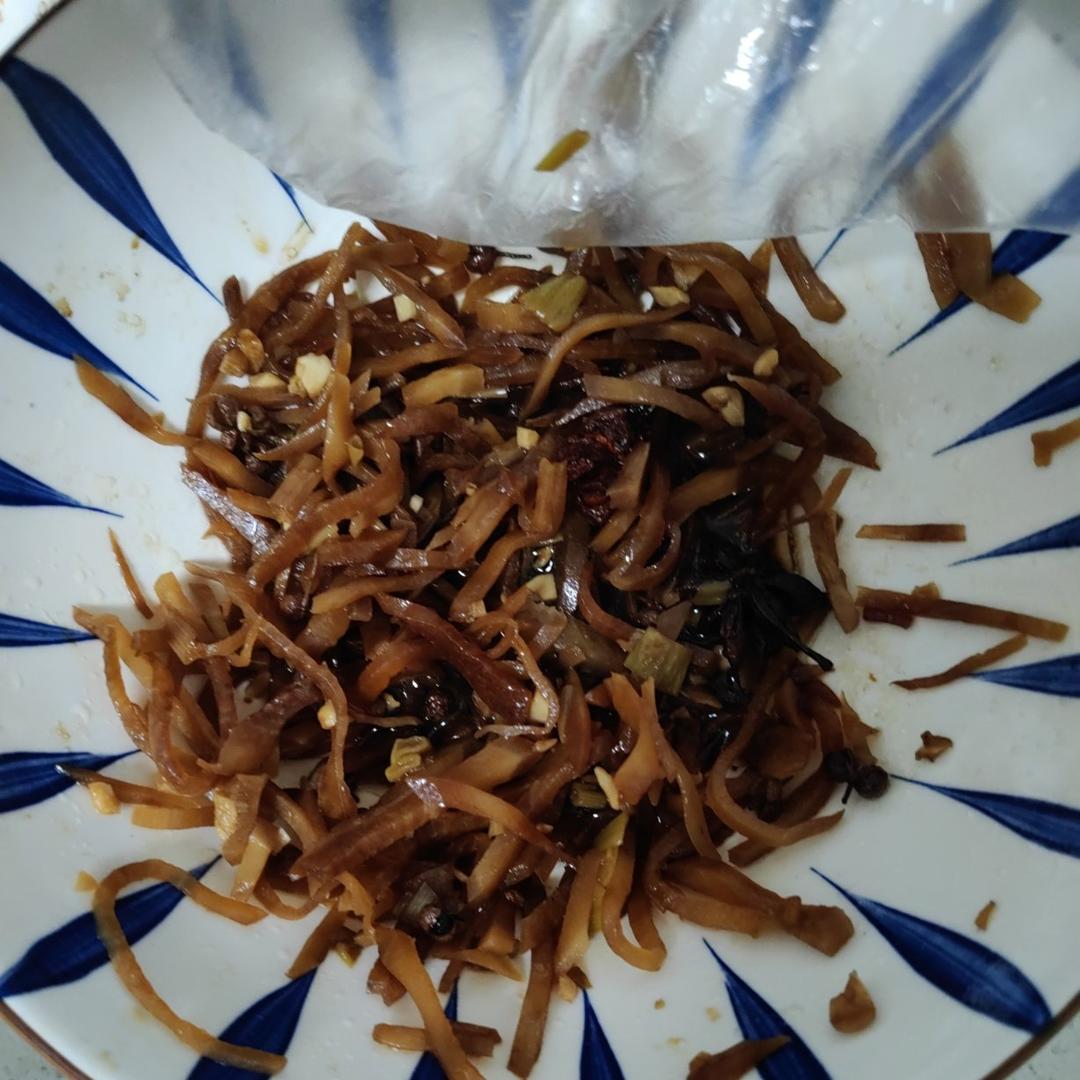 芥菜疙瘩咸菜丝