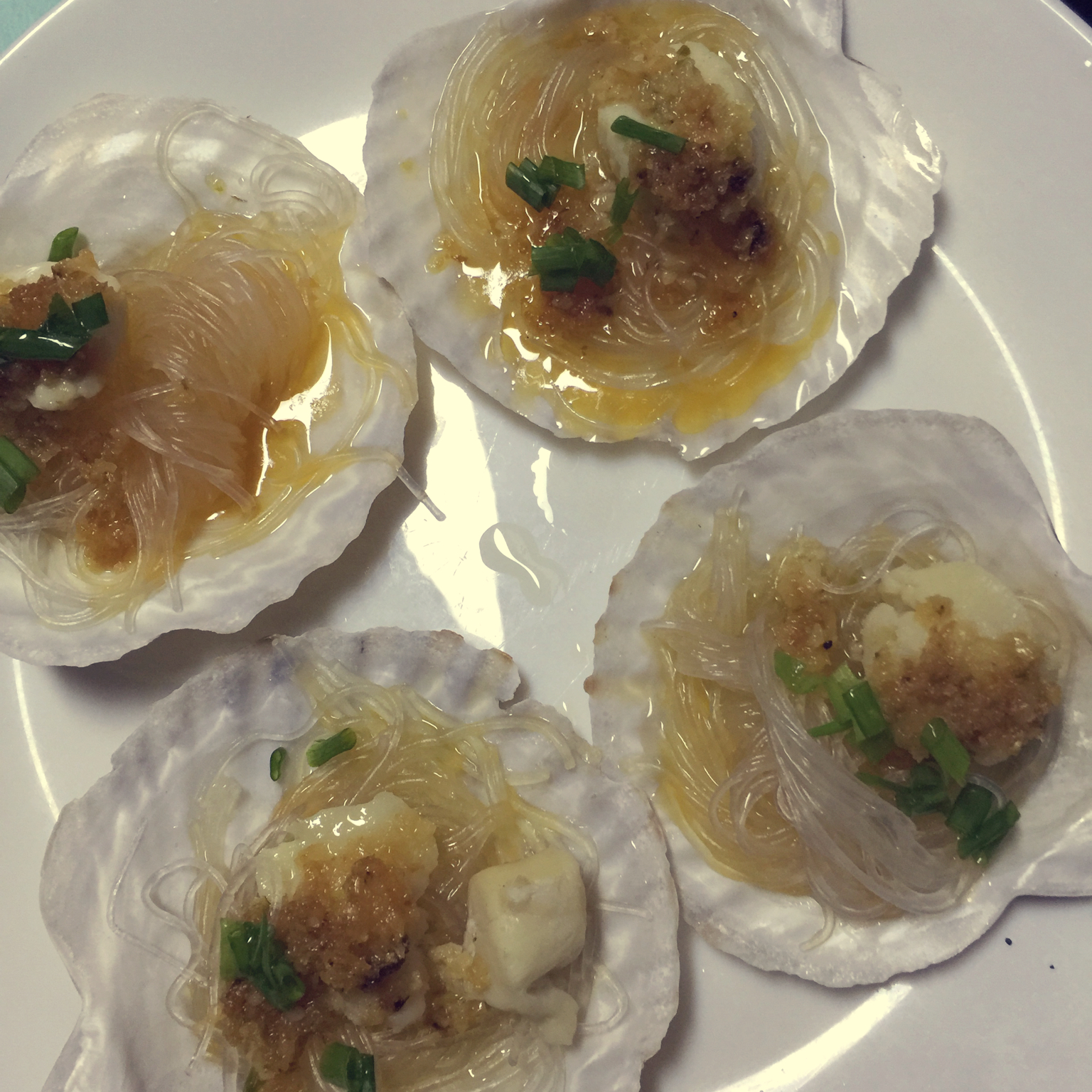 蒜蓉粉丝蒸扇贝
