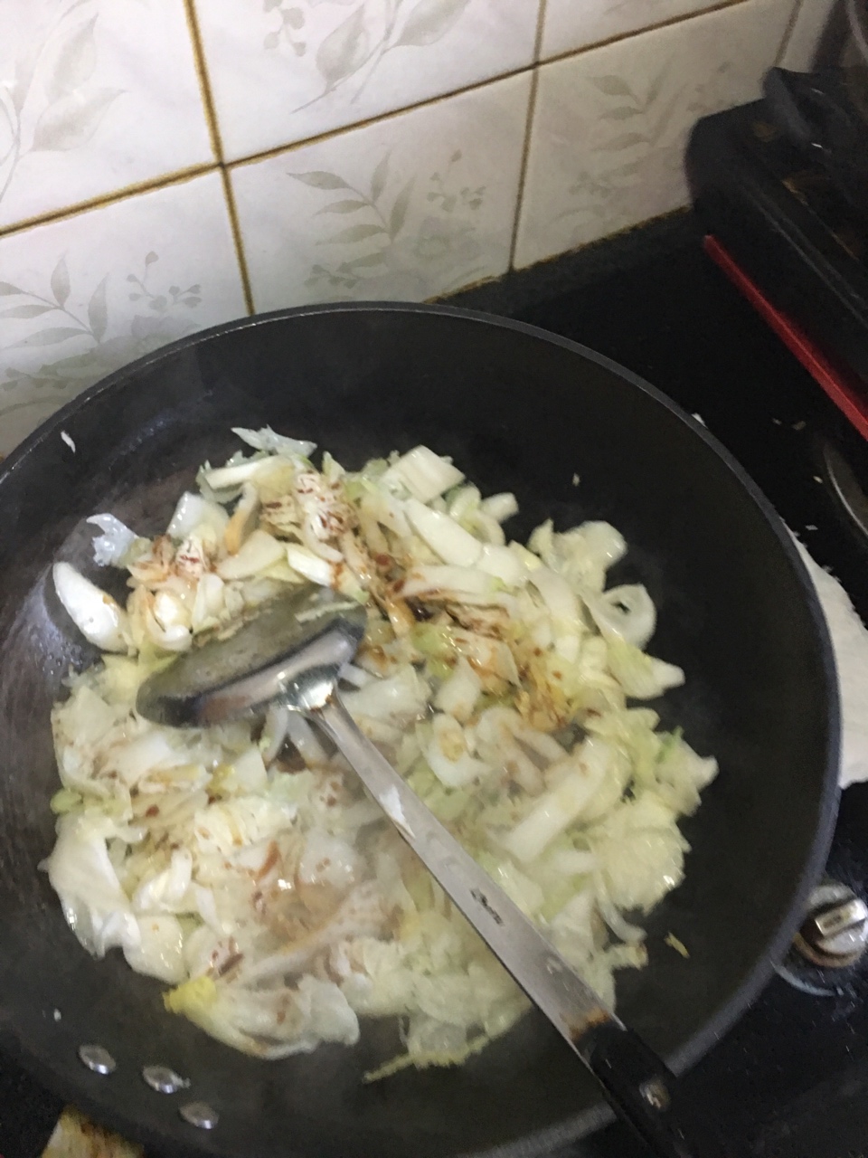 白菜鸡丁的做法 步骤6