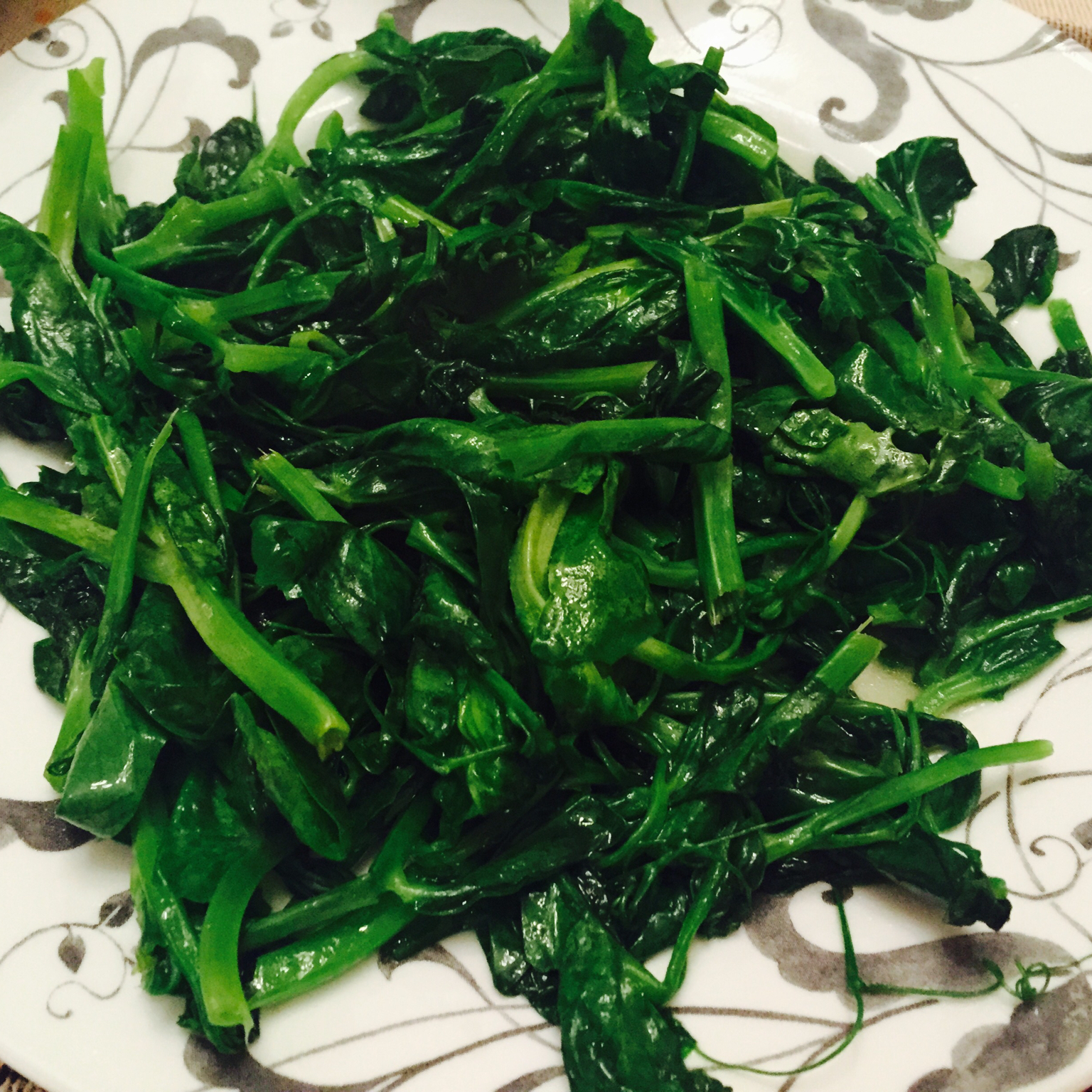 清炒豌豆苗
