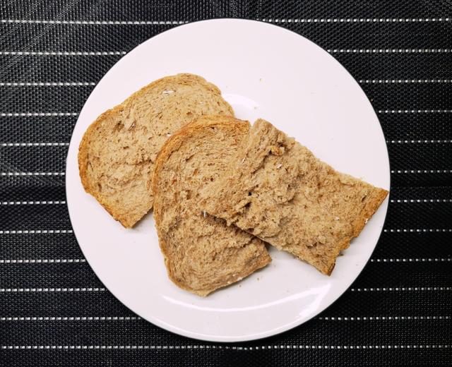 宿舍一人食——健康低脂三黑面包（黑啤黑麦黑燕麦）（电饭煲）的做法