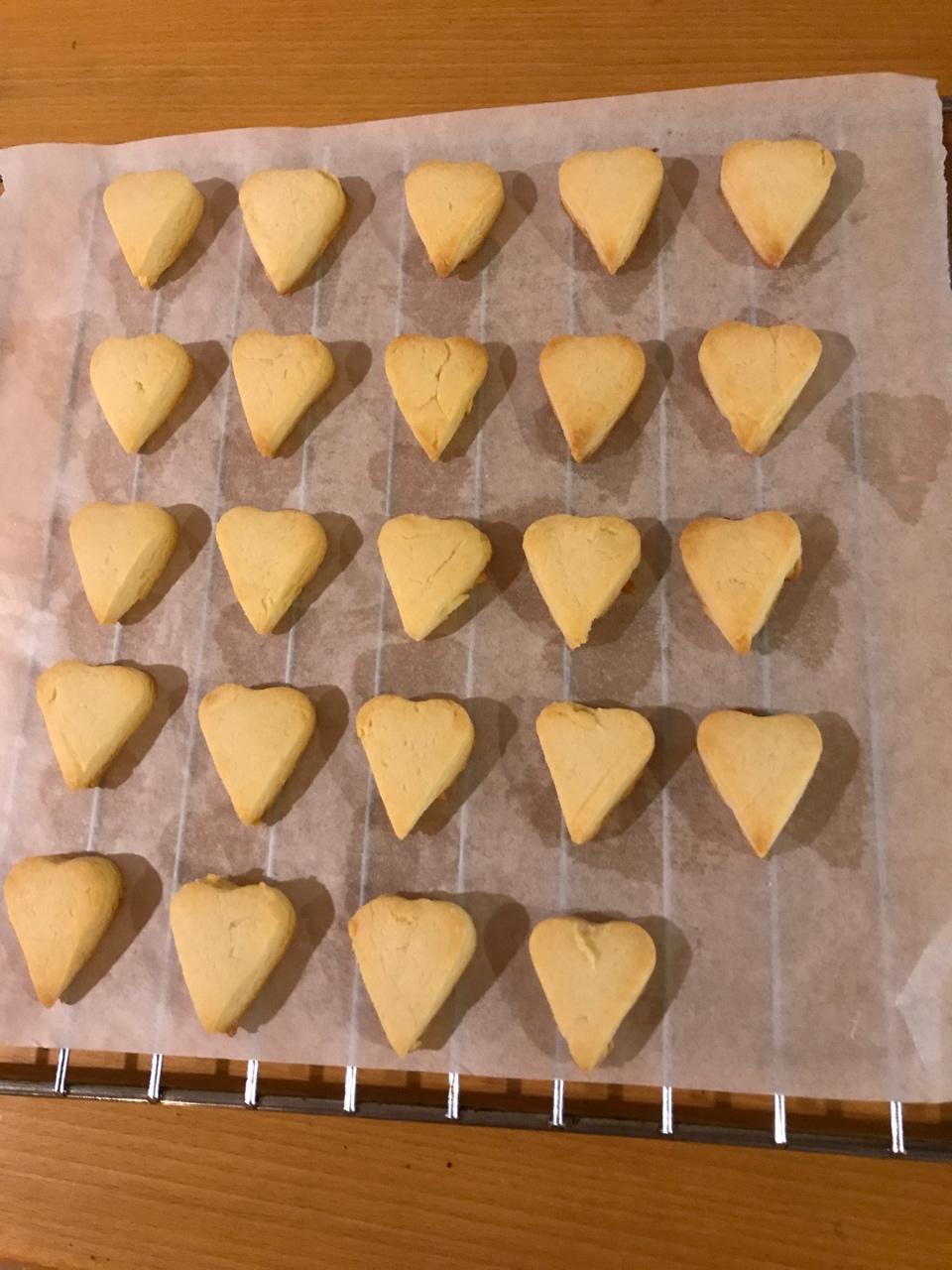 极简风炼奶小饼干