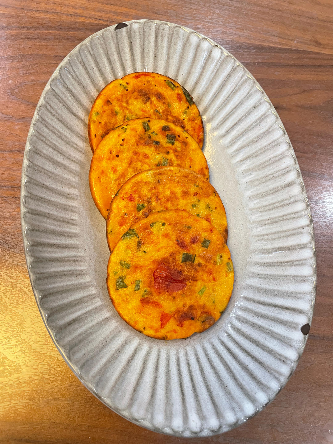 早餐:小美酸甜番茄🍅鸡蛋饼