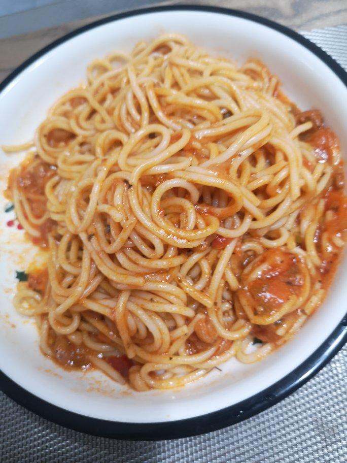 番茄肉酱意大利面