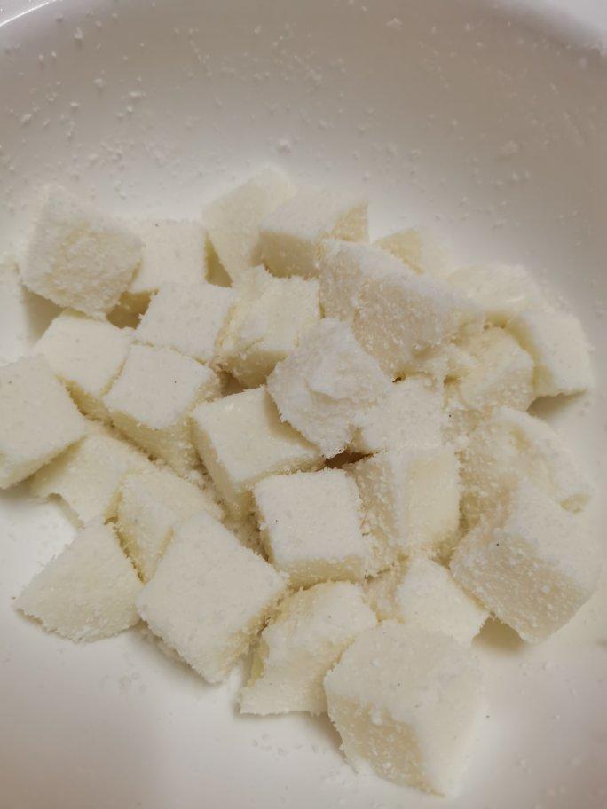 完胜85‘C的牛奶椰蓉小方