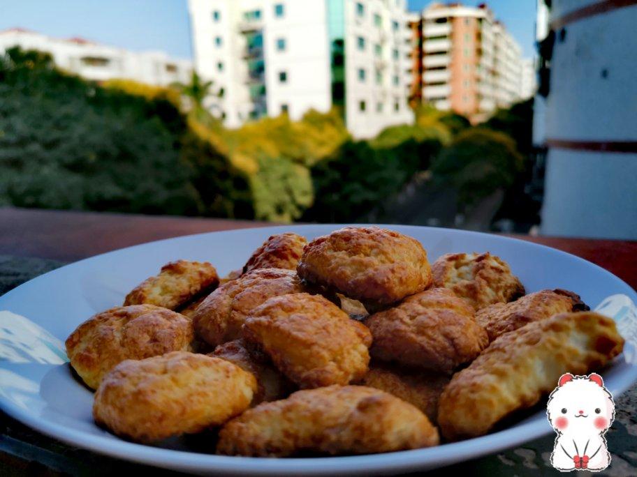 【视频】3分钟 奶油司康Scone(可能是世界上最快手的司康) 消耗淡奶油～