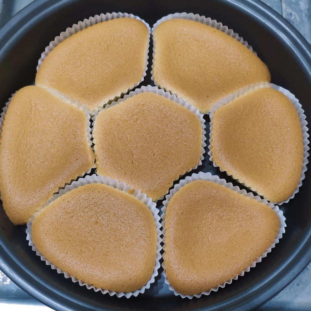 戚风小纸杯蛋糕