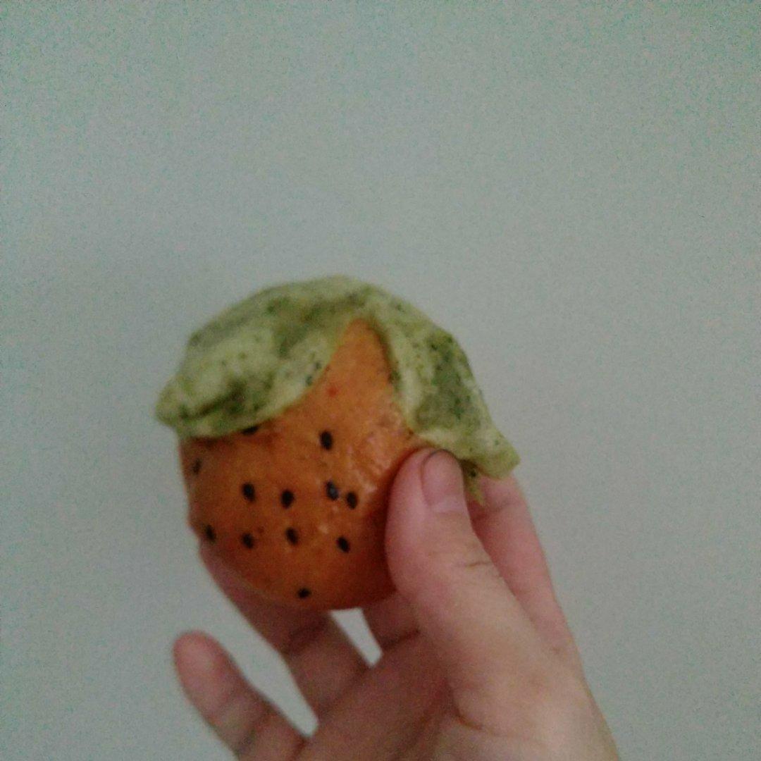 可爱到爆表的草莓馒头