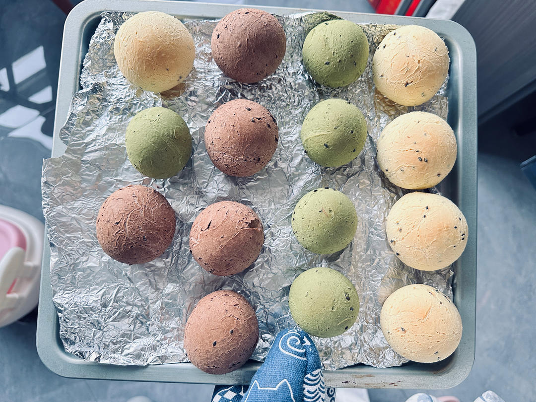 麻薯三兄弟——芝麻，抹茶，可可巧克力爆浆🍫
