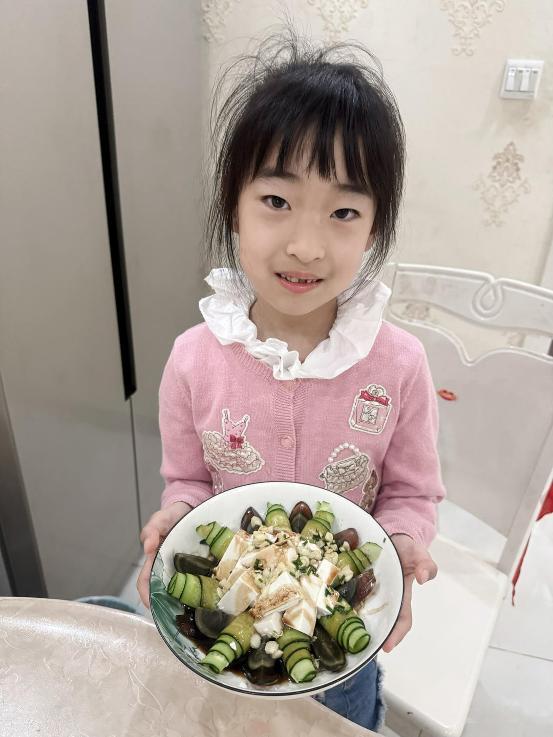 围裙妈妈_Stella