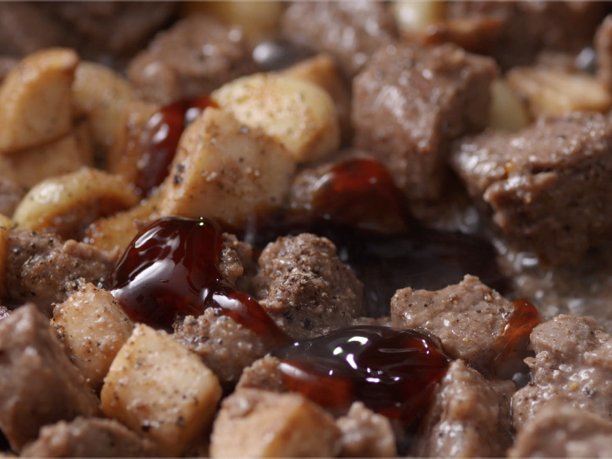 【蒜子牛肉?！看笏膺€有這種妙用，漲知識(shí)了！的做法 步驟3