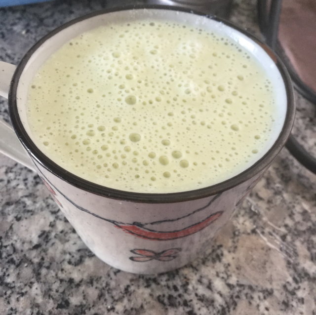 牛油果香蕉奶昔