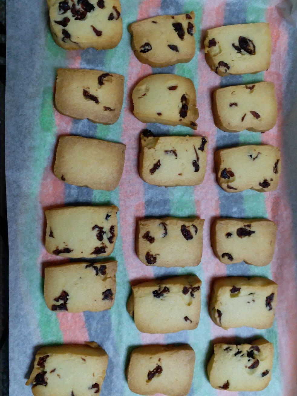 蔓越莓饼干的做法（烤箱做饼干）