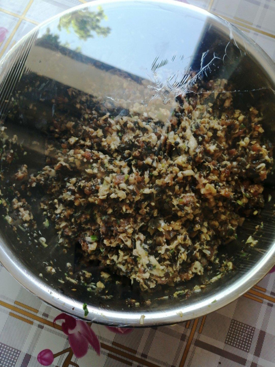 木耳香菇猪肉水饺