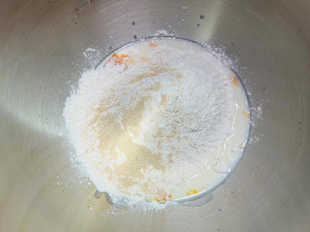 纯奶手撕吐司的做法 步骤1