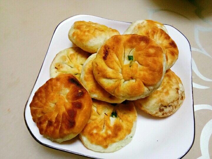 发面版韭菜盒子