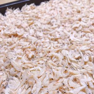【樉樉的小厨房】自制天然增鲜剂 味精 香菇虾皮粉 小美版的做法 步骤1