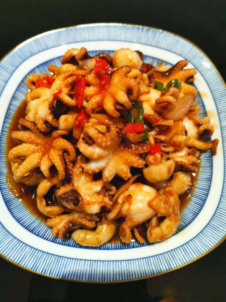 annie54un做的酱爆小章鱼八爪鱼