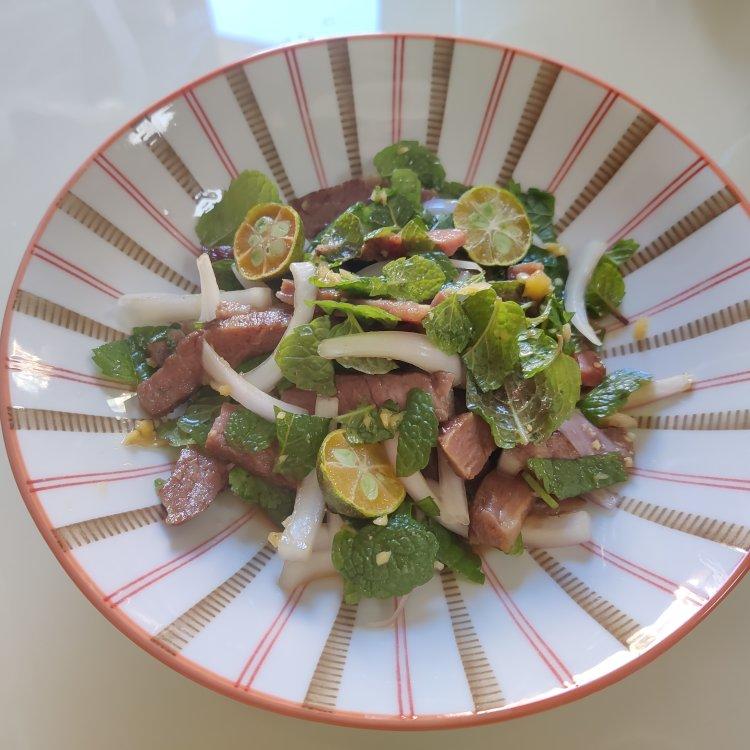 泰式薄荷牛肉沙拉