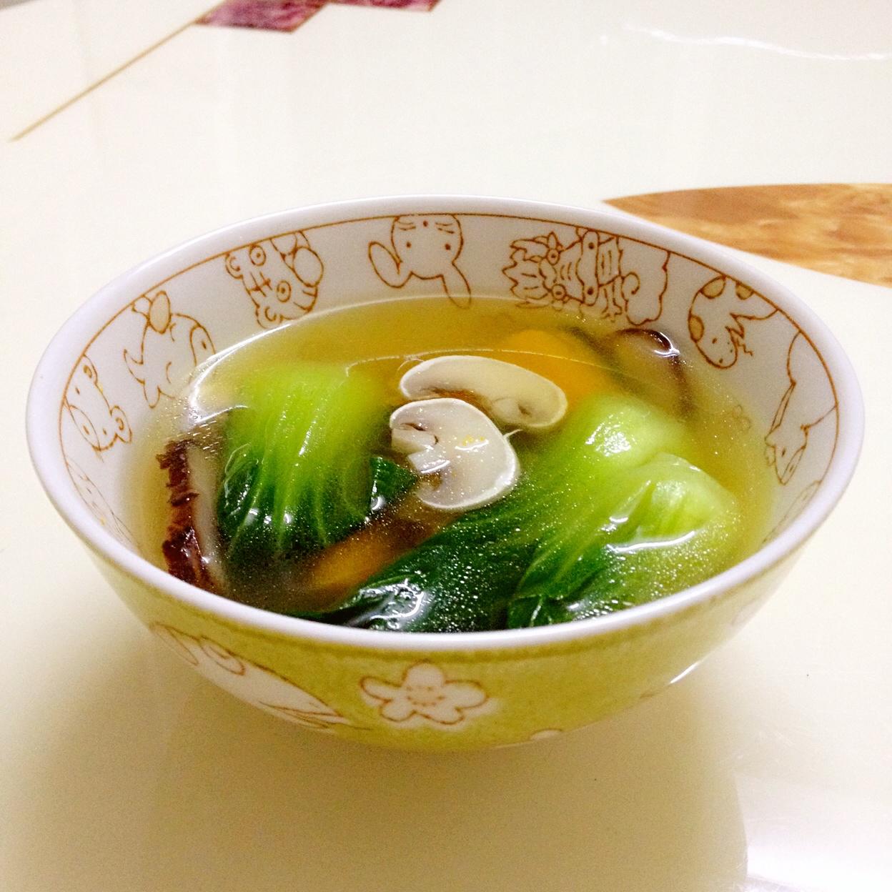蘑菇青菜汤