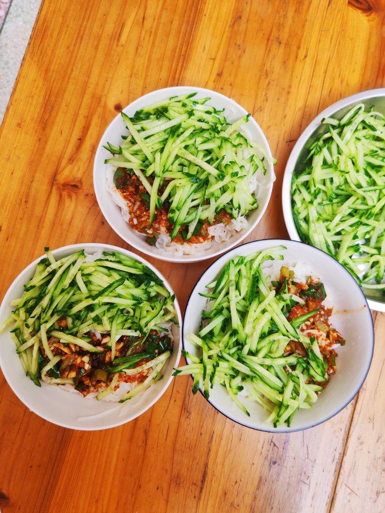 姥姥的爽口凉面！（干拌挂面）