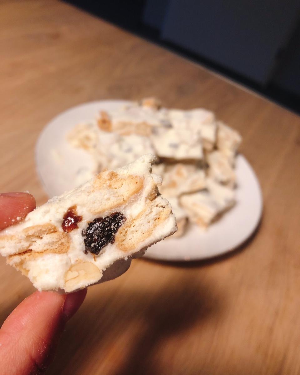 牛轧糖 牛扎糖不甜