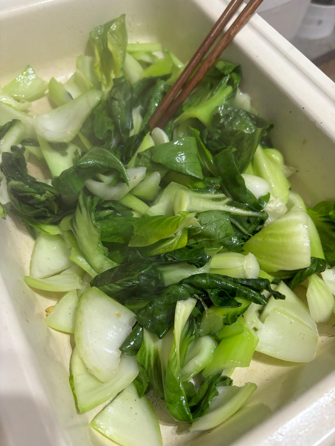 手捏菜炒蘑菇