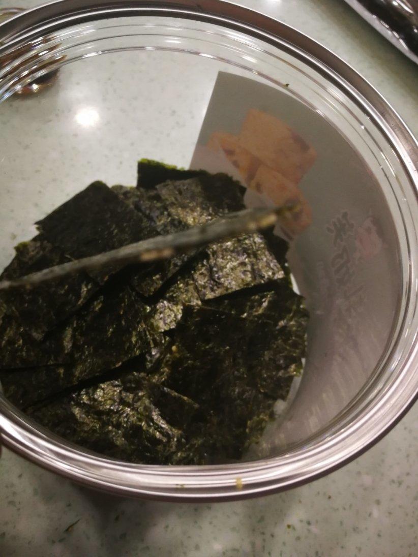【暖暖焙家】芝麻夹心海苔脆（小零食）