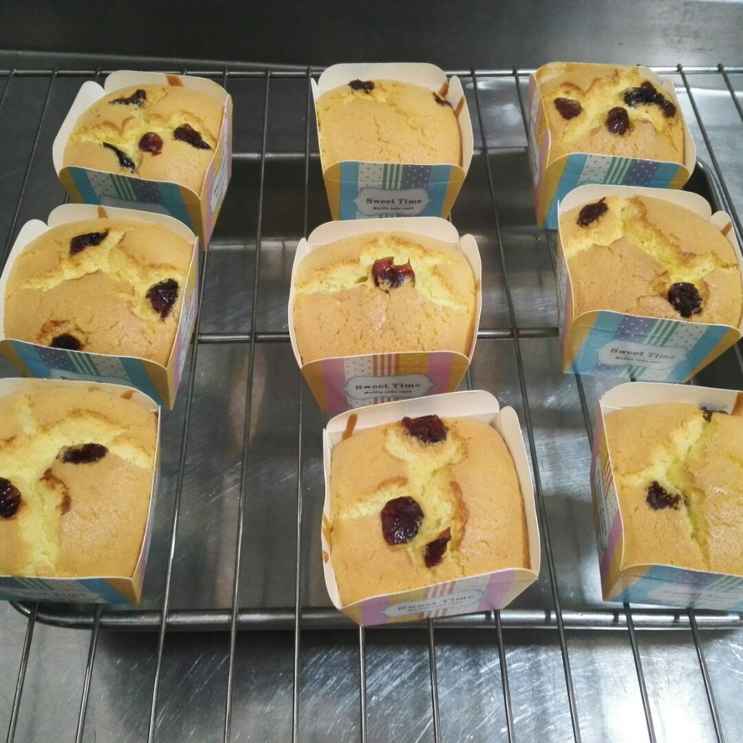 蛋香十足の海绵杯子蛋糕，伴手礼好选择。