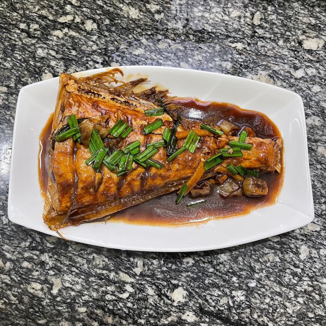 97红烧橡皮鱼,扒皮鱼,马面鱼的做法