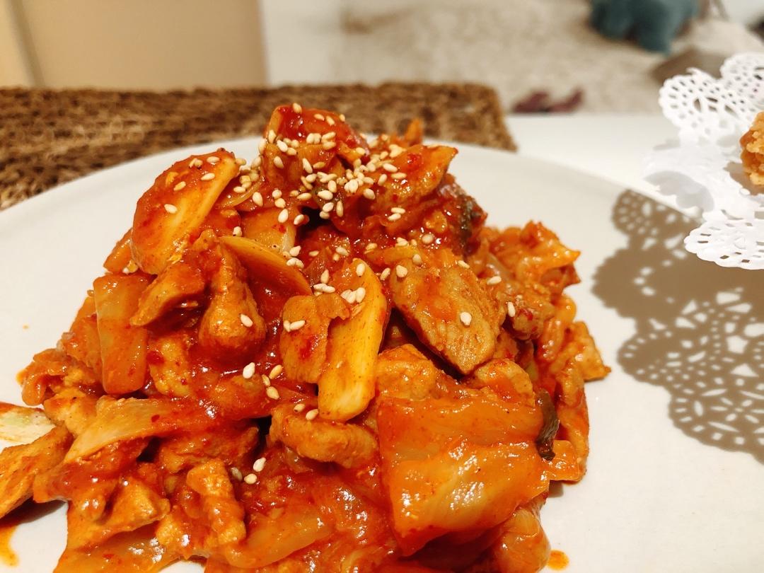 泡菜辣炒猪肉