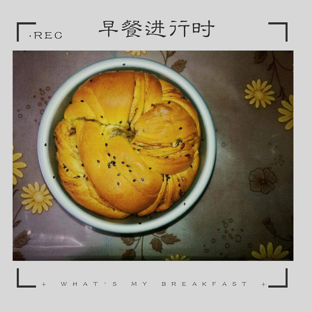 入门级不用揉出膜的手撕紫薯面包无黄油版