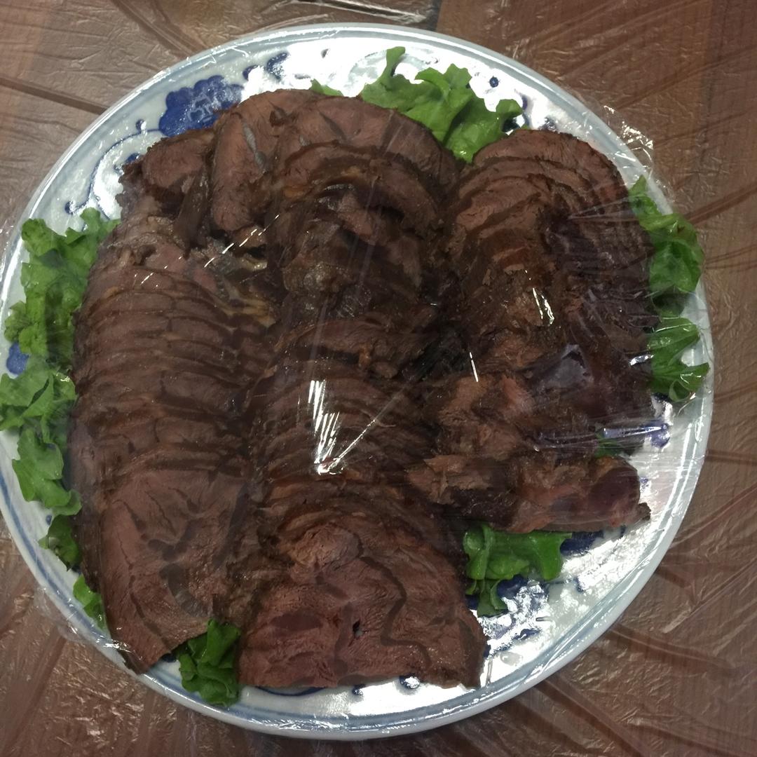卤牛肉