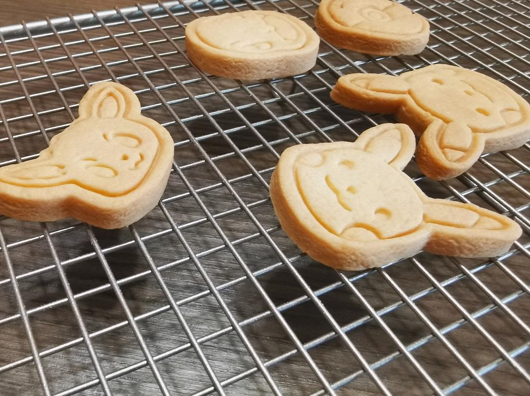 奶香造型曲奇【附曲奇平整、花纹明显小诀窍、可做糖霜饼干底】