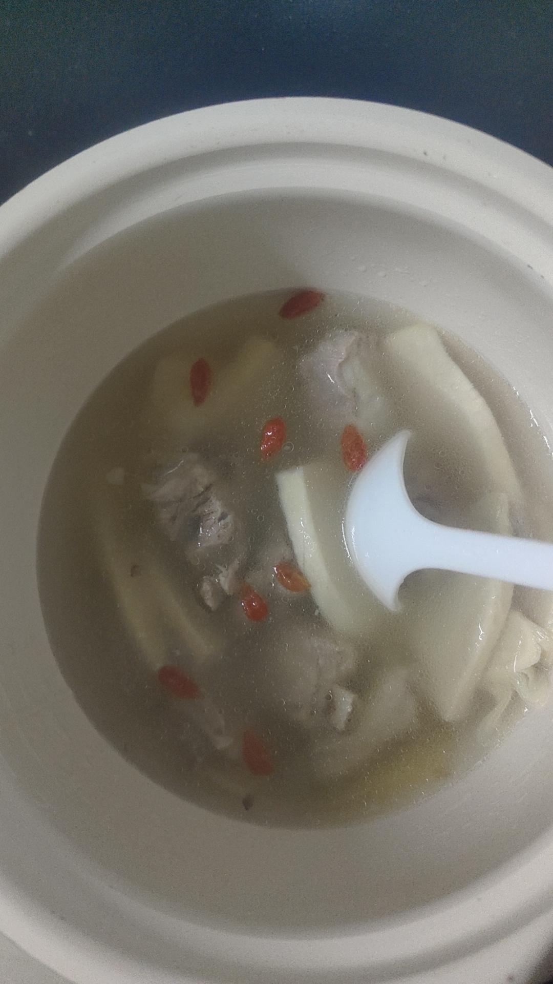 冬笋排骨汤