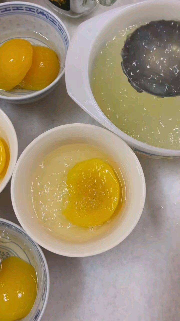 黄桃冰糖燕窝糖水~