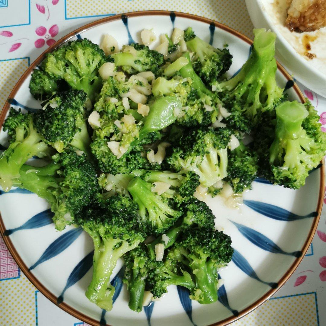 蚝油蒜蓉西兰花