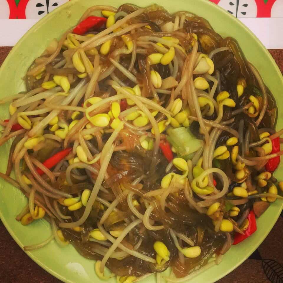 黄豆芽炒粉条