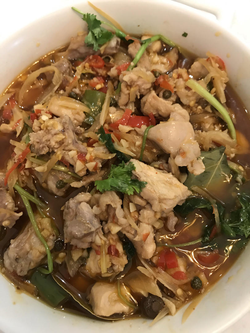 厨师长教你：自贡名菜“鲜锅兔”的家常做法，味道很赞先收藏起来