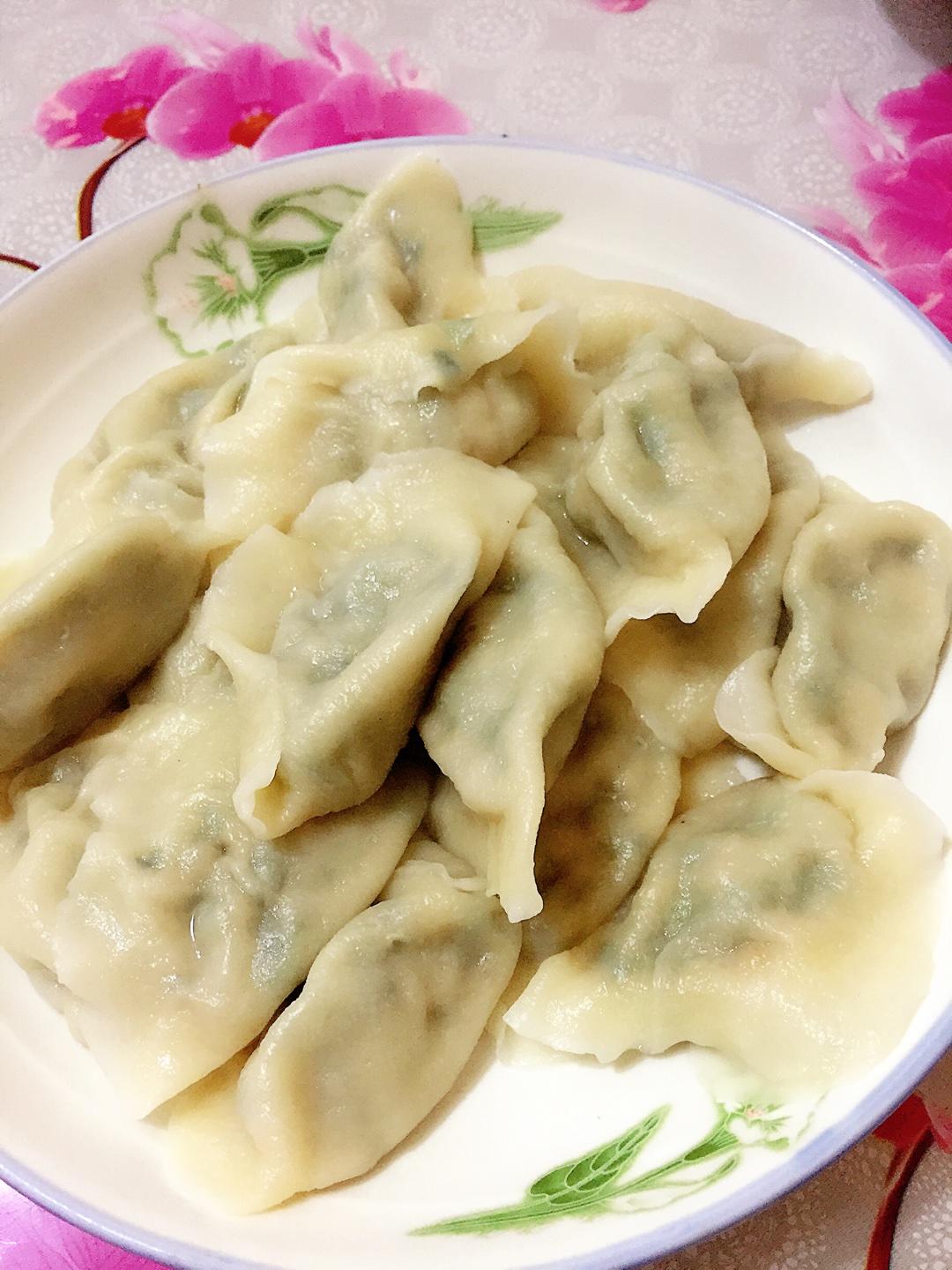 秘制“三鲜水饺”的做法 步骤4